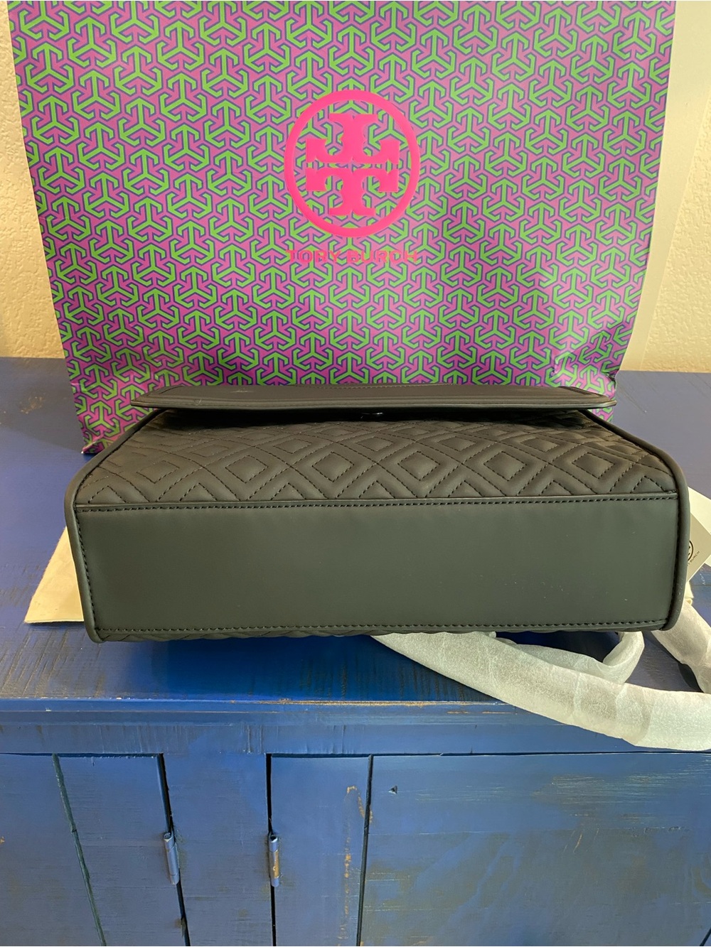 (NEW)Tory Burch Fleming Convertible Shoulder Bag in Black - Pristine Condition! - Picture 12 of 14